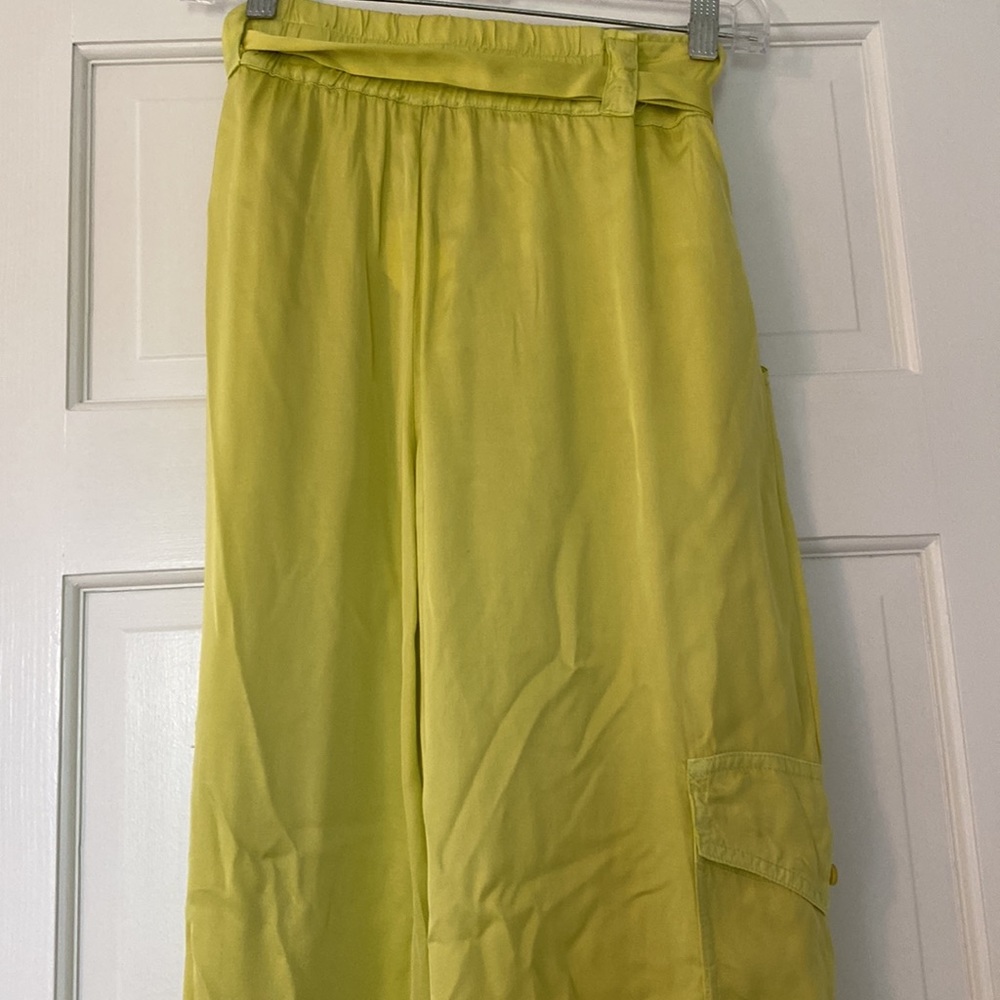 NWT Gorgeous YFB Satin Pants - Picture 4 of 5